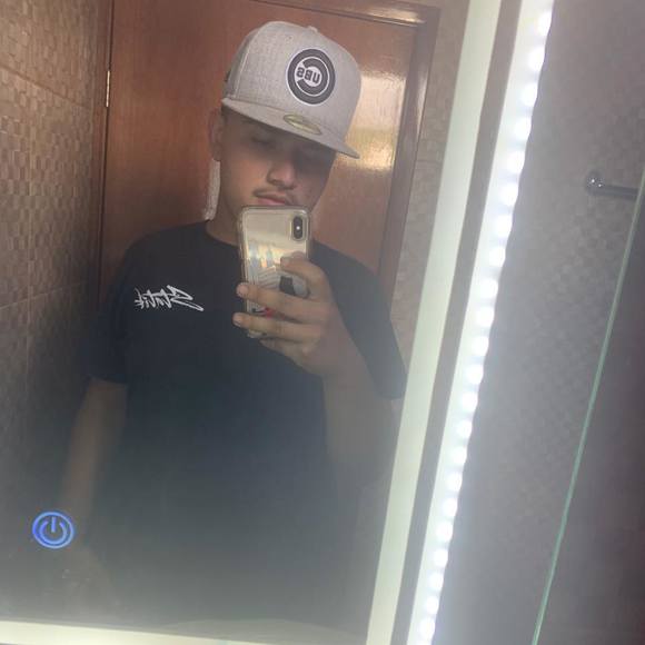 hugo_cv